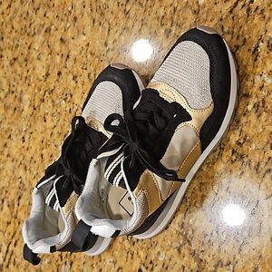 Womens Shu Shop Shoes